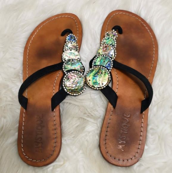 Mystique Iridescent Shell Beaded Thong Flat Sandal Women's Size 10 - Picture 2 of 6